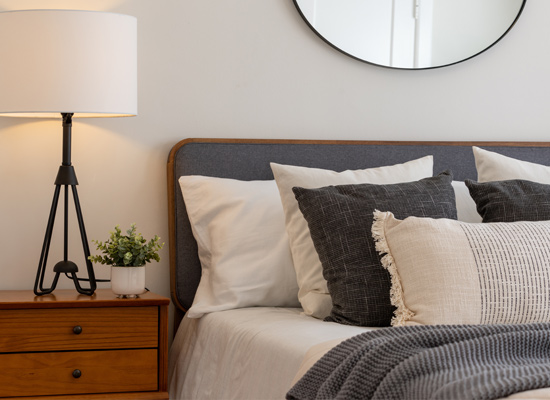 BedroomRemodelingMirror-Renovations-Michiana-Roscoe-Gutrie.jpg